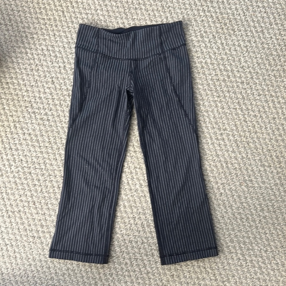 Lulu legging crops